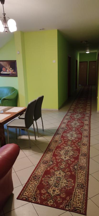 Uslugi Hotelarskie Helena Siemiatycze Buitenkant foto